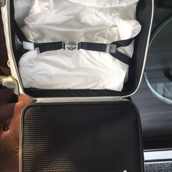 CHANEL TROLLEY CAVIAR LUGGAGE - Picture 5 of 8